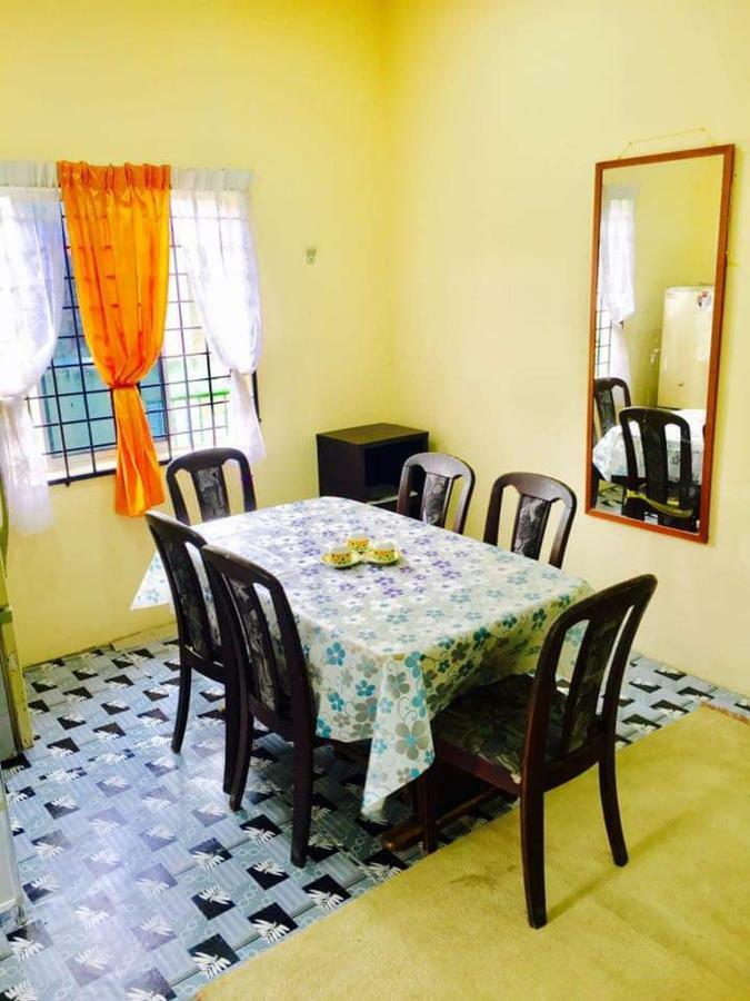 Homestay Bandar Pekan - Musleem Preferred Exterior photo